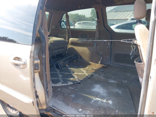 Chrysler Town & Country Lx