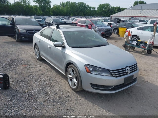 Salvage Volkswagen Passat Image