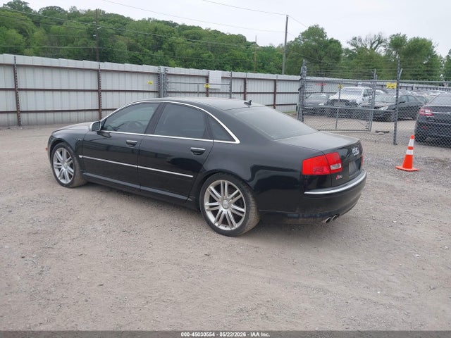 Audi S8 5.2