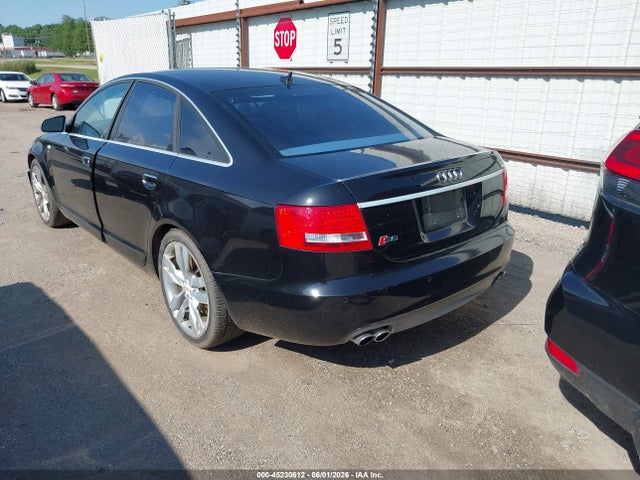 Audi S6 5.2