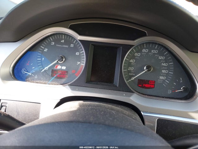 Audi S6 5.2