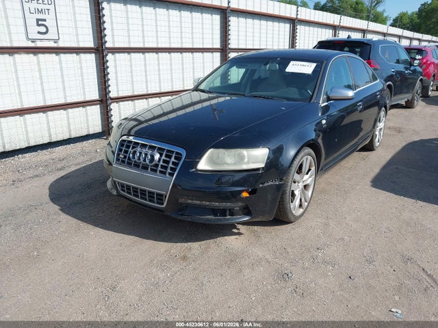 Audi S6 5.2