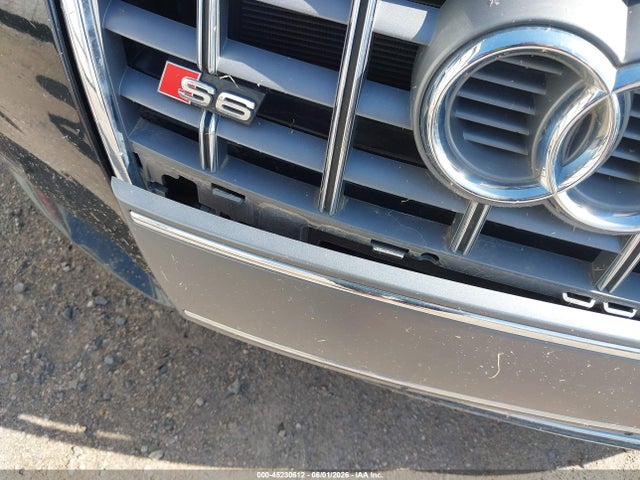 Audi S6 5.2