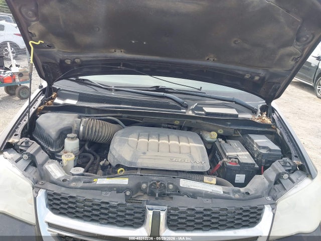 Dodge Grand Caravan Crew