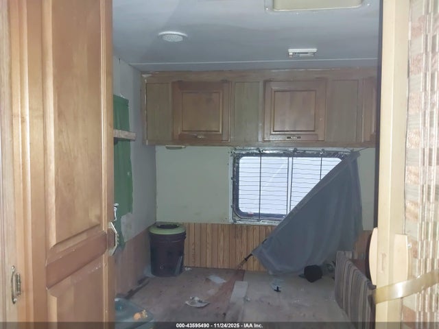Fleetwood Prowler Regal Travel Trailer