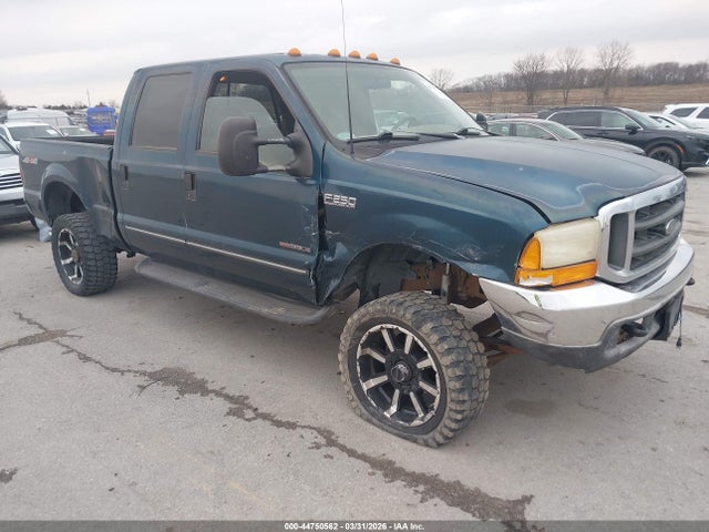 Salvage Ford F-250 Image