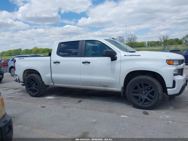 Chevrolet Silverado 1500 4wd  Short Bed Custom