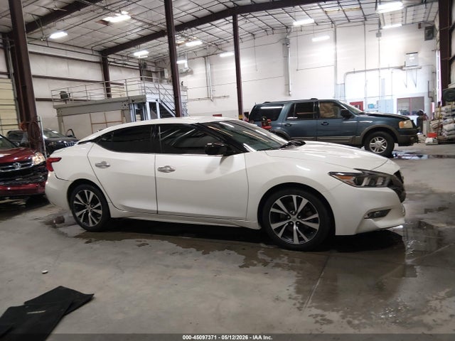 Nissan Maxima