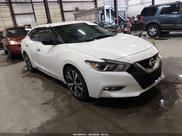 Salvage Nissan Maxima Image