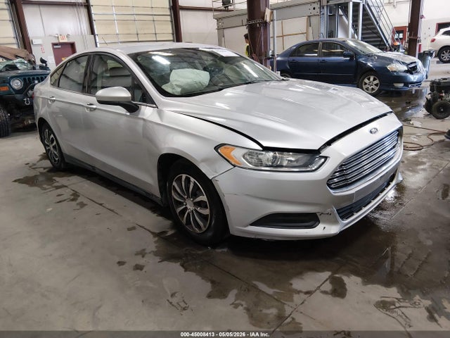 Salvage Ford Fusion Image
