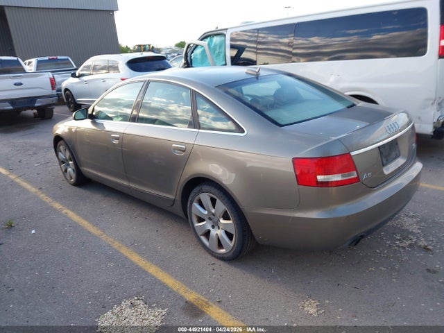Audi A6 3.2