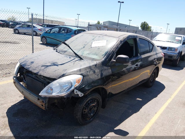 Nissan Versa 1.6 S+