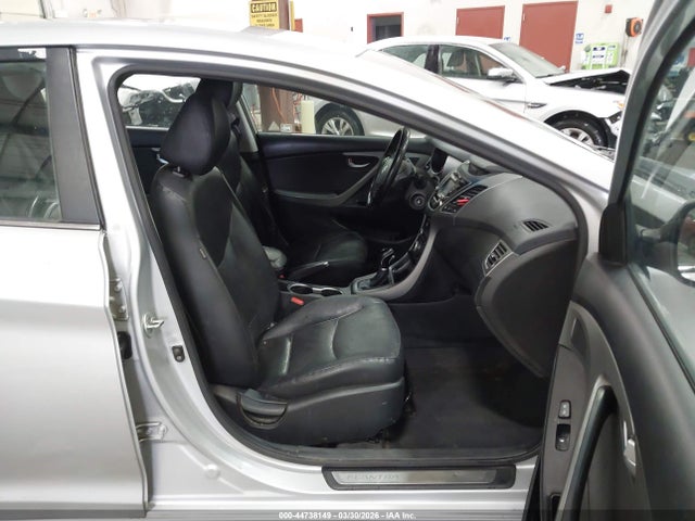Hyundai ELANTRA Limited