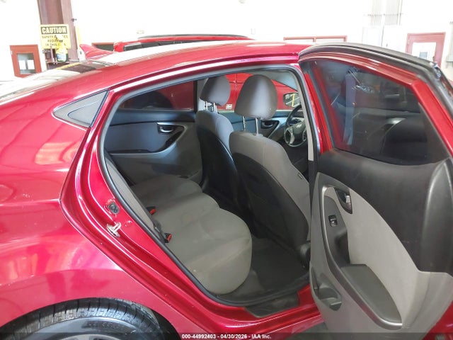 Hyundai ELANTRA Se