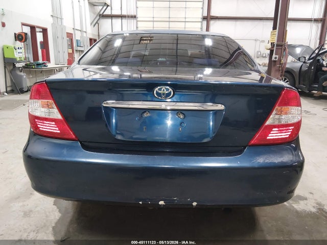 Toyota Camry Le