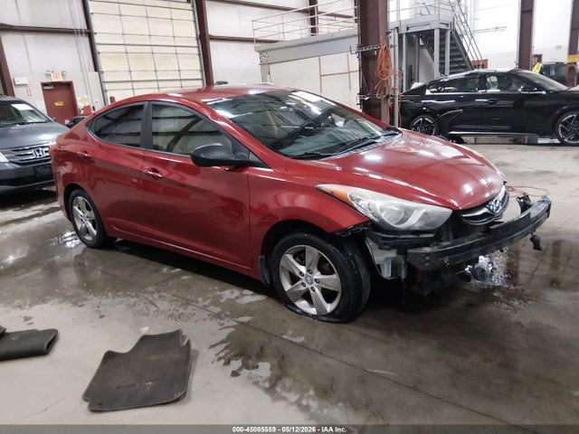 Salvage Hyundai ELANTRA Image