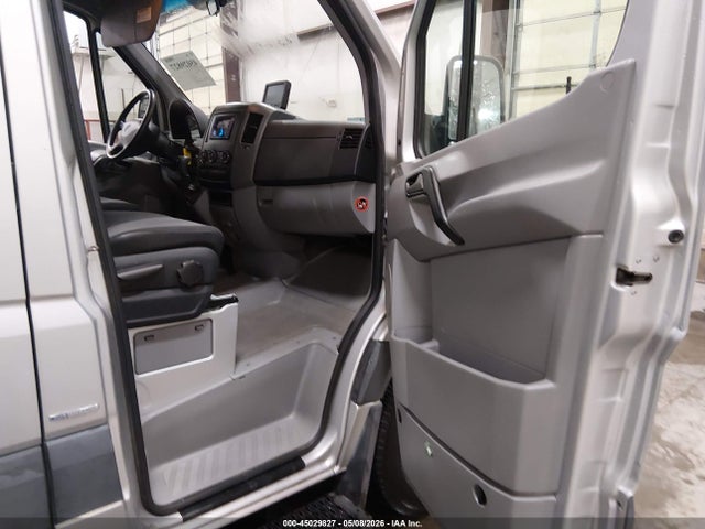 Mercedes-Benz Sprinter 2500 Normal Roof