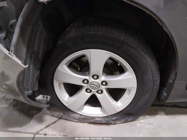 Toyota Sienna Le 8 Passenger