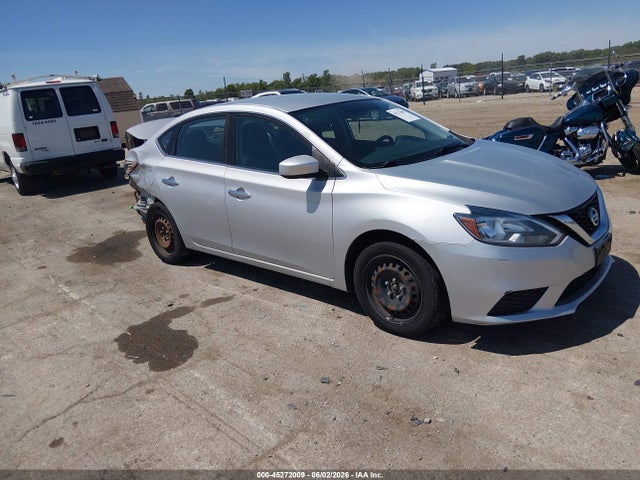Salvage Nissan Sentra Image
