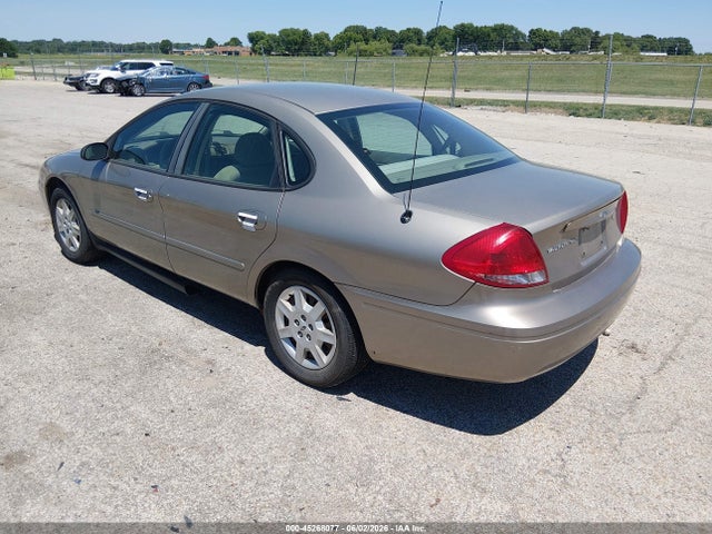 Ford Taurus Se