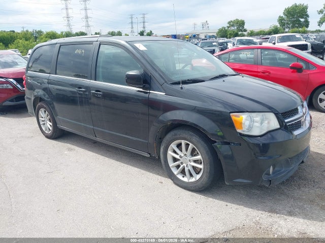 Salvage Dodge Grand Caravan Image