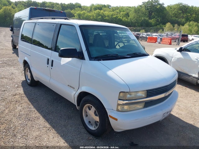 Salvage Chevrolet Astro Image