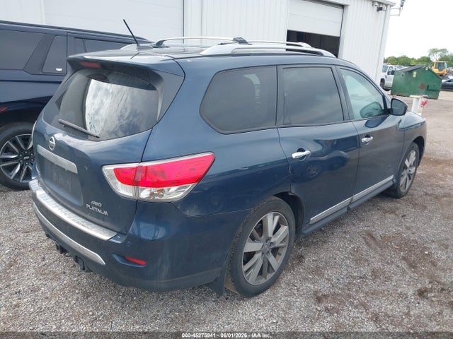Nissan Pathfinder Platinum