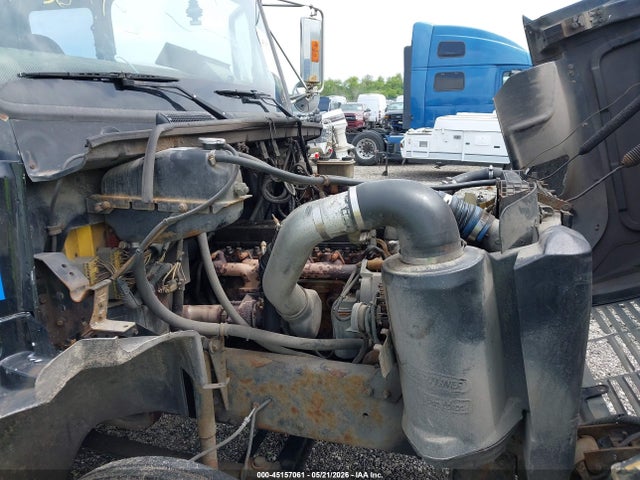 Freightliner Medium Conventional Fl60