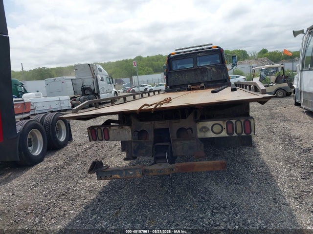 Freightliner Medium Conventional Fl60