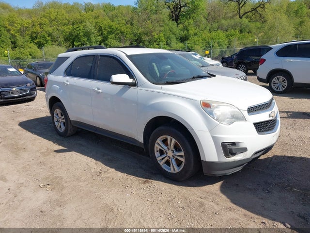 Salvage Chevrolet Equinox Image