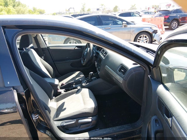 Volkswagen Jetta 1.4t S