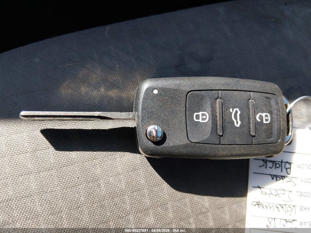 Volkswagen Jetta 1.4t S