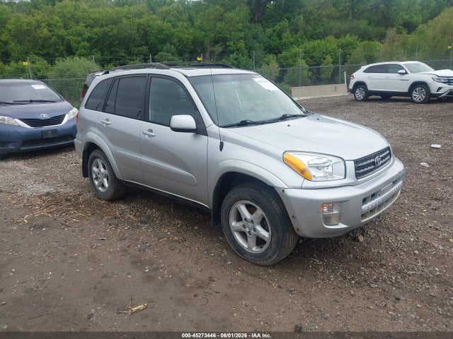 Salvage Toyota RAV4 Image
