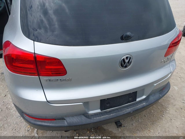Volkswagen Tiguan S