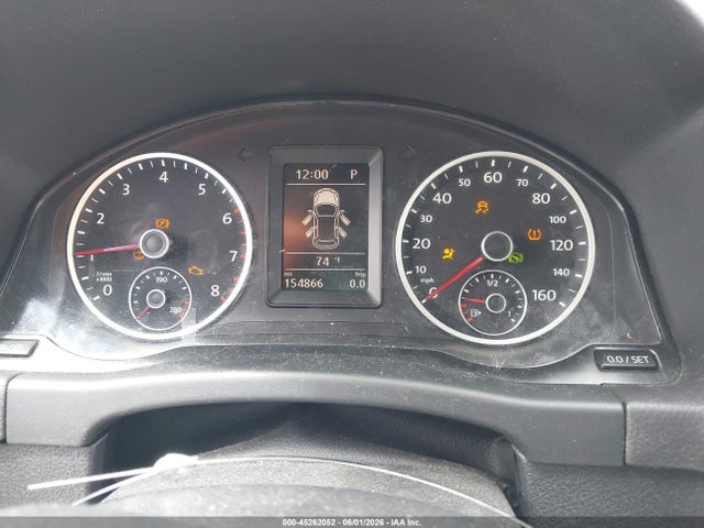 Volkswagen Tiguan S