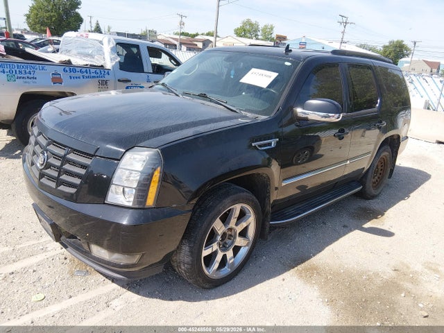 Cadillac Escalade Standard