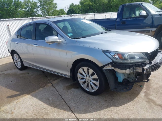 Salvage Honda Accord Image