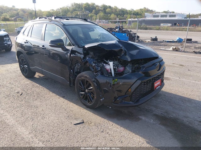 Salvage Toyota Corolla Image