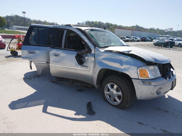 Salvage GMC Envoy Image