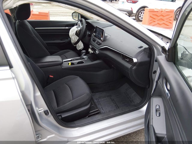 Nissan Altima Sv Fwd