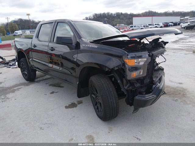 Salvage Chevrolet Silverado 1500 Image