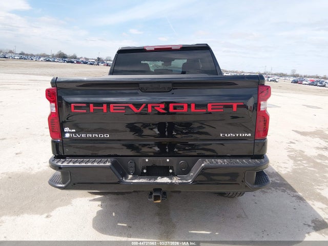 Chevrolet Silverado 1500 4wd  Short Bed Custom