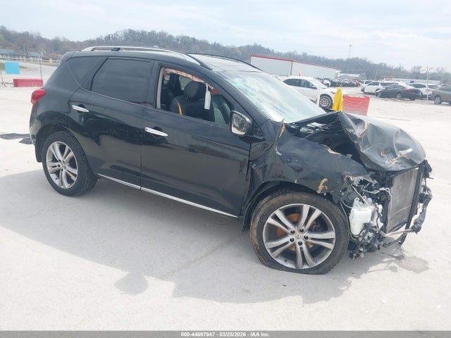 Salvage Nissan Murano Image