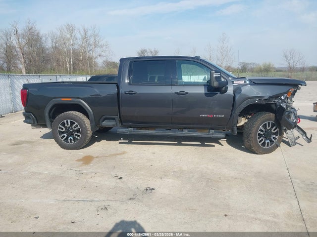 General Motors Sierra 2500HD 4wd  Standard Bed At4