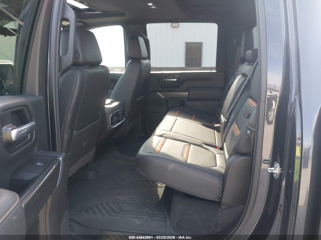 General Motors Sierra 2500HD 4wd  Standard Bed At4