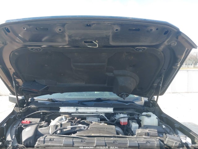 General Motors Sierra 2500HD 4wd  Standard Bed At4