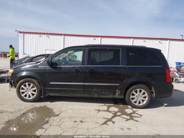 Chrysler Town & Country Touring
