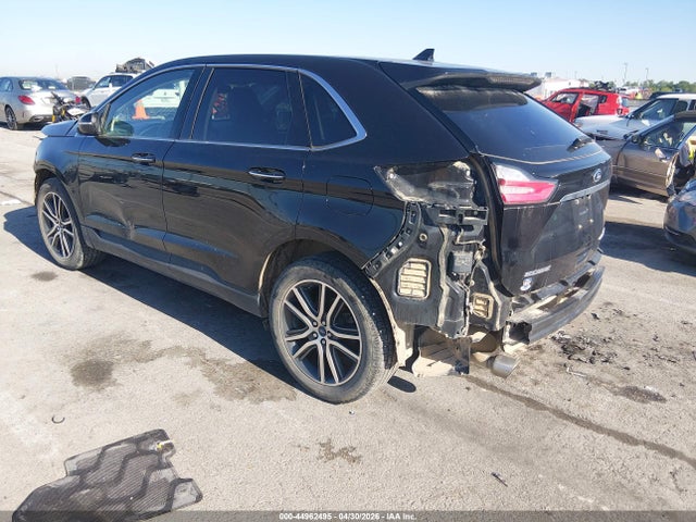 Ford Edge Titanium