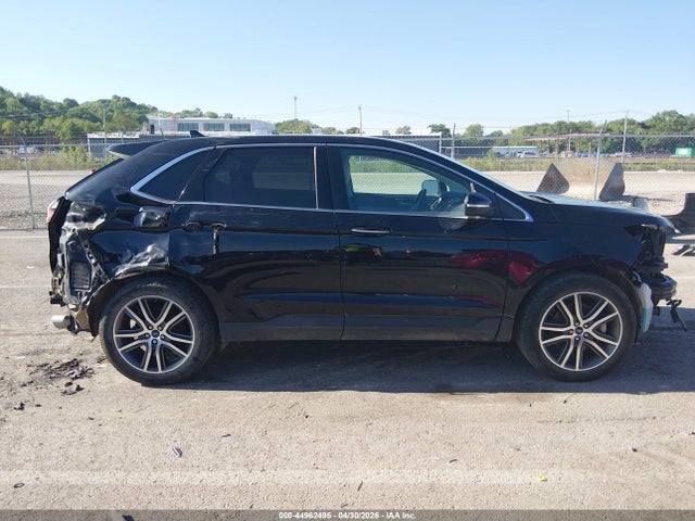 Ford Edge Titanium