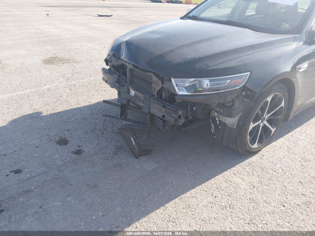 Ford Taurus Limited